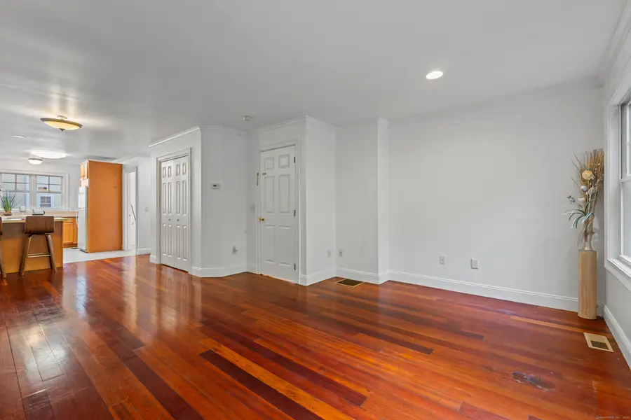 527 West Thames Street #9, Norwich, CT 06360 - Image #3