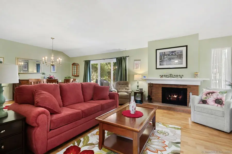 920 Heritage Village #B, Southbury, CT 06488 - Image #3