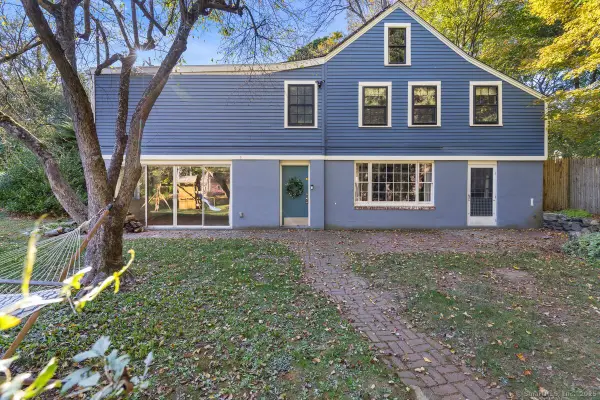 1166 Old Racebrook Road, Woodbridge, CT 06525