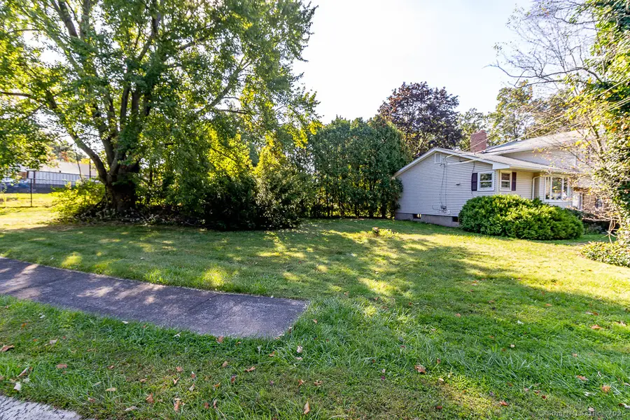 230 Hillhurst Avenue, New Britain, CT 06053 - Image #3