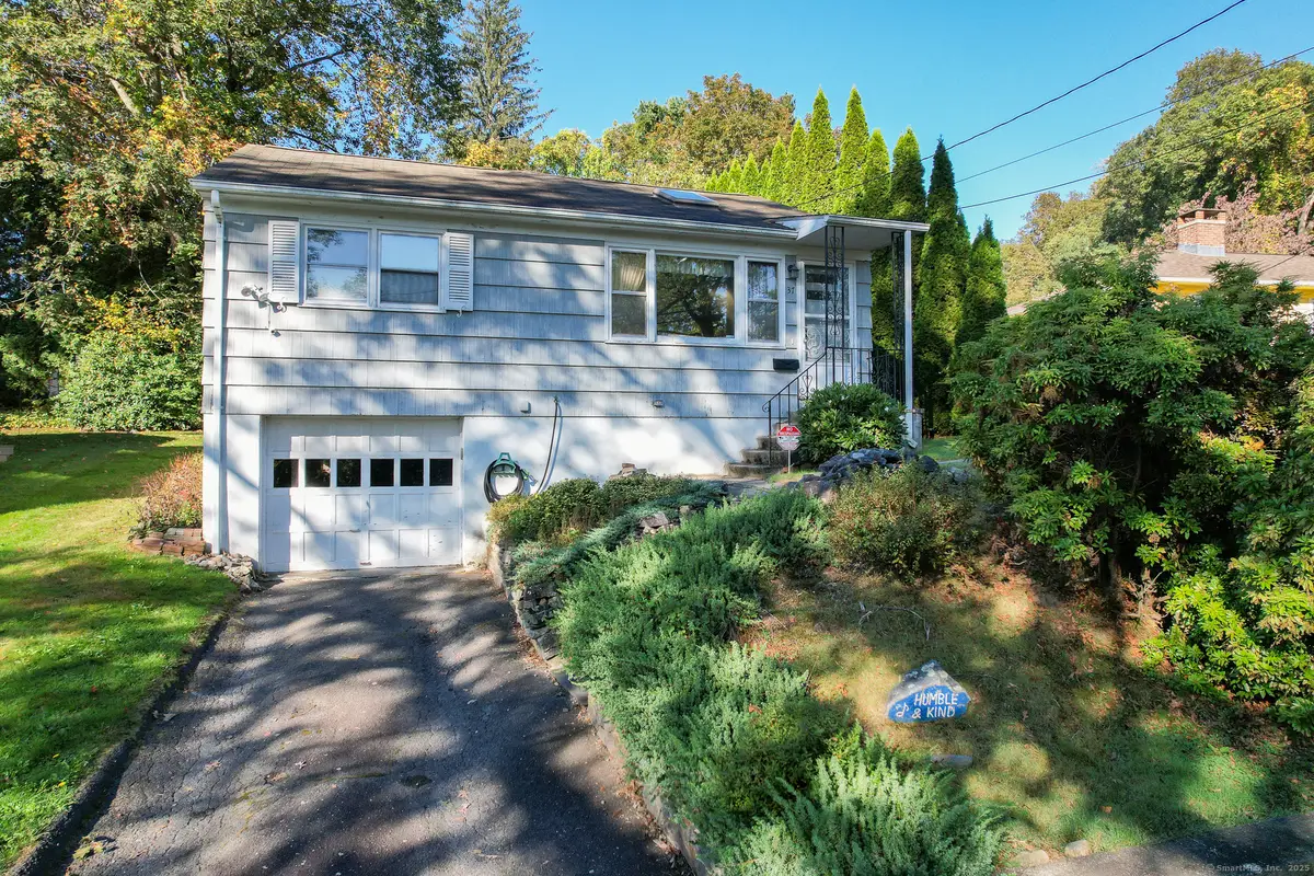37 Robinwood Road, Waterbury, CT 06708 - Image #1