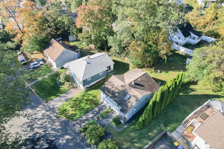 37 Robinwood Road, Waterbury, CT 06708 - Image #2