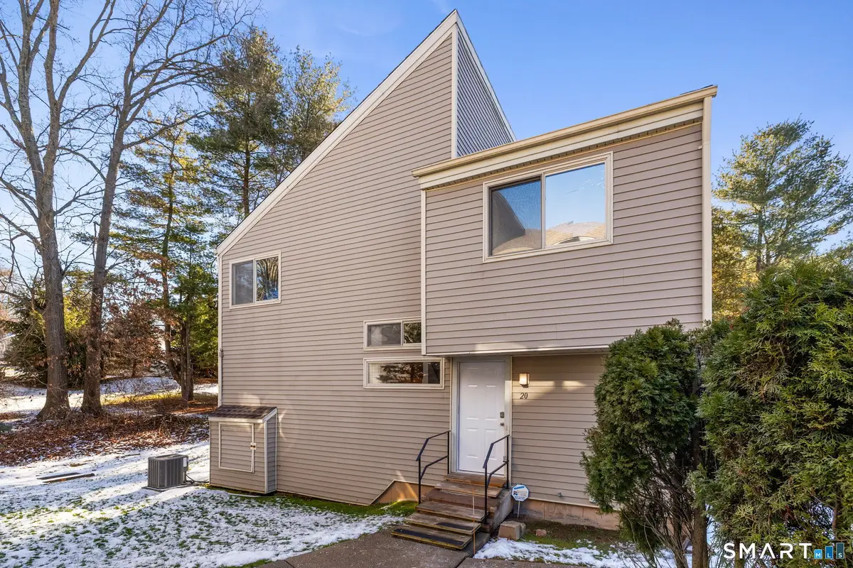 20 Cherokee Court #20, Cromwell, CT 06416 - Image #1