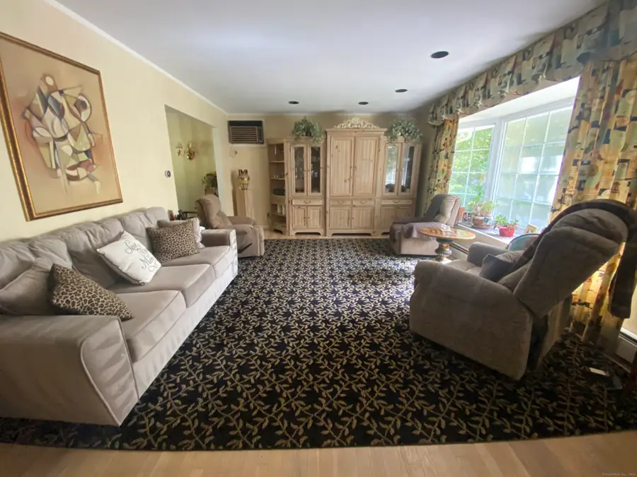 83 Aspen Ledges Road, Ridgefield, CT 06877 - Image #3