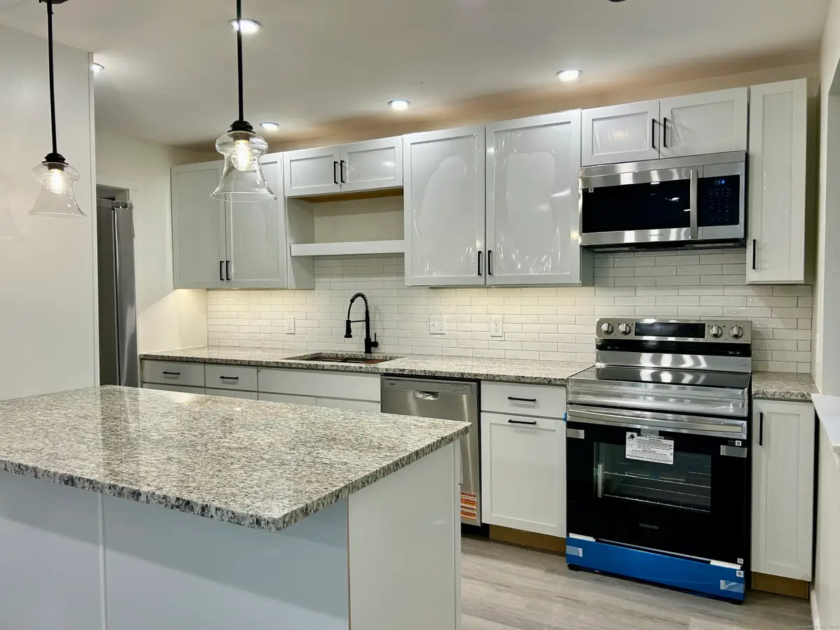 114 Heritage Village #C, Southbury, CT 06488 - Image #1