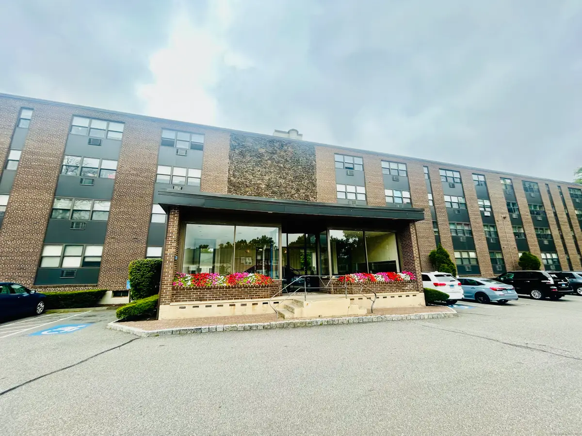 9 Park Street #4B, Norwalk, CT 06851 - Image #1