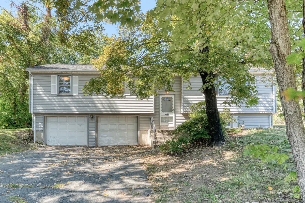 92 Spoonville Road, East Granby, CT 06026 - Image #1