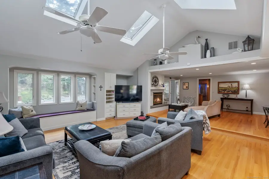 23 Wagon Road, Glastonbury, CT 06033 - Image #3