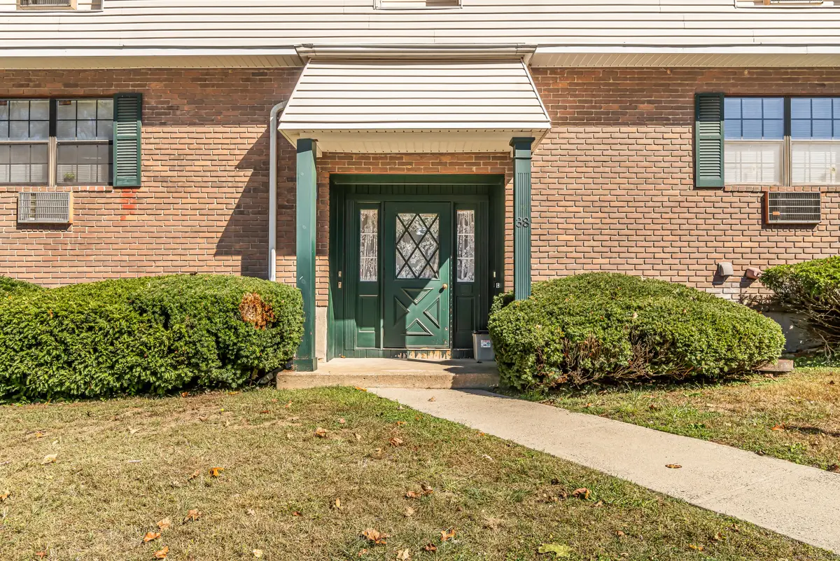 38 Enid Street #APT B, Bridgeport, CT 06606 - Image #1