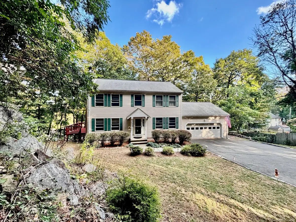 32 Hickok Avenue, Bethel, CT 06801 - Image #1