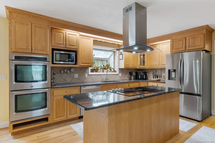 115 Meadowood Drive, Middletown, CT 06457 - Image #3