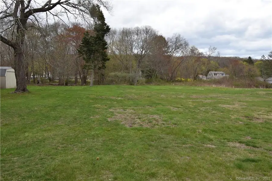 215 Pequotsepos Rd Extension, Mystic, CT 06355 - Image #2