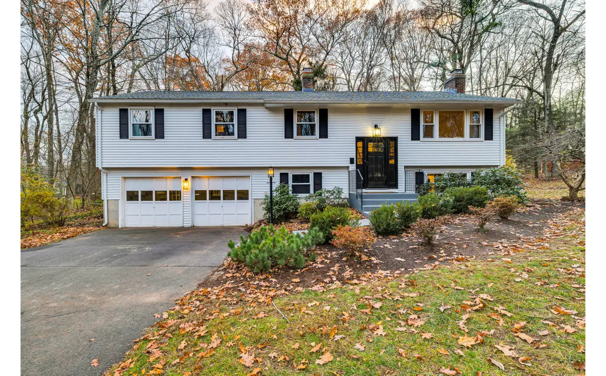 3 Minister Brook Drive, Weatogue, CT 06089 - Image #1