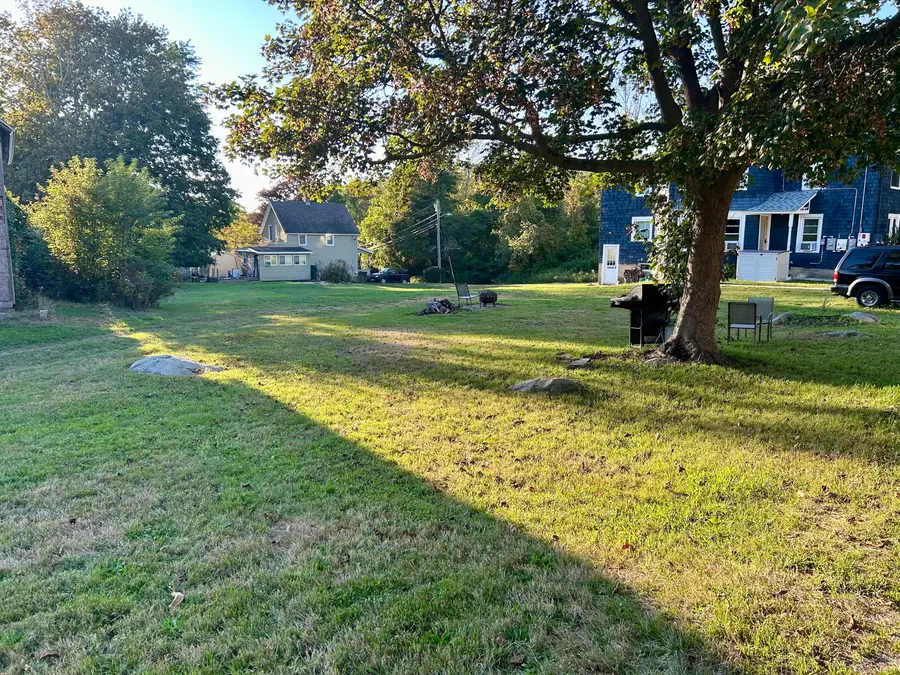 25 Menghi Street, New London, CT 06320 - Image #2