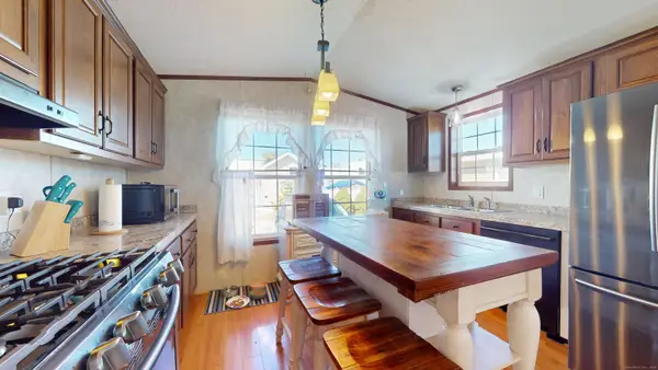 441 Main Street #404, East Hartford, CT 06118