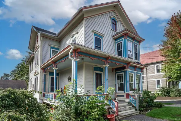 24 Whittlesey Avenue, New Milford, CT 06776