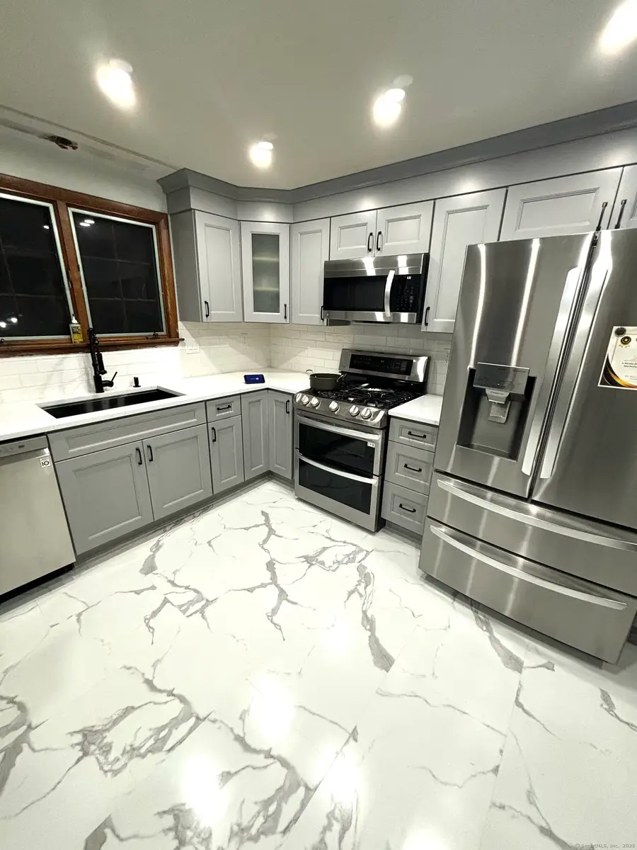 4 Skinner Drive, Bloomfield, CT 06002 - Image #3