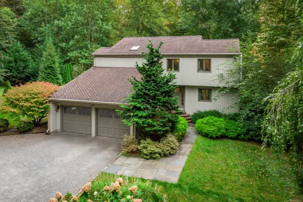 193 Newtown Turnpike, Weston, CT 06883