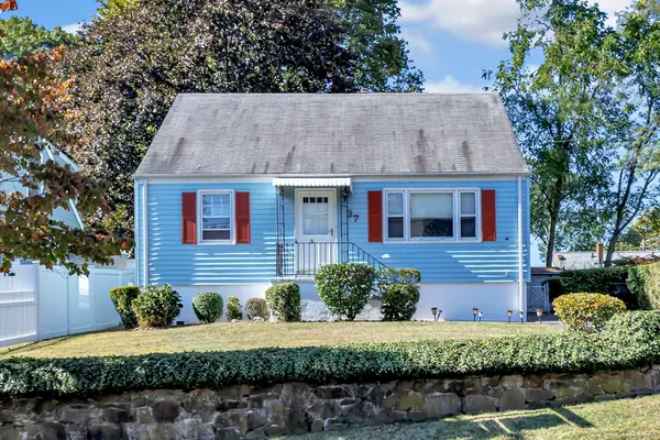 37 Herald Avenue, Bridgeport, CT 06606