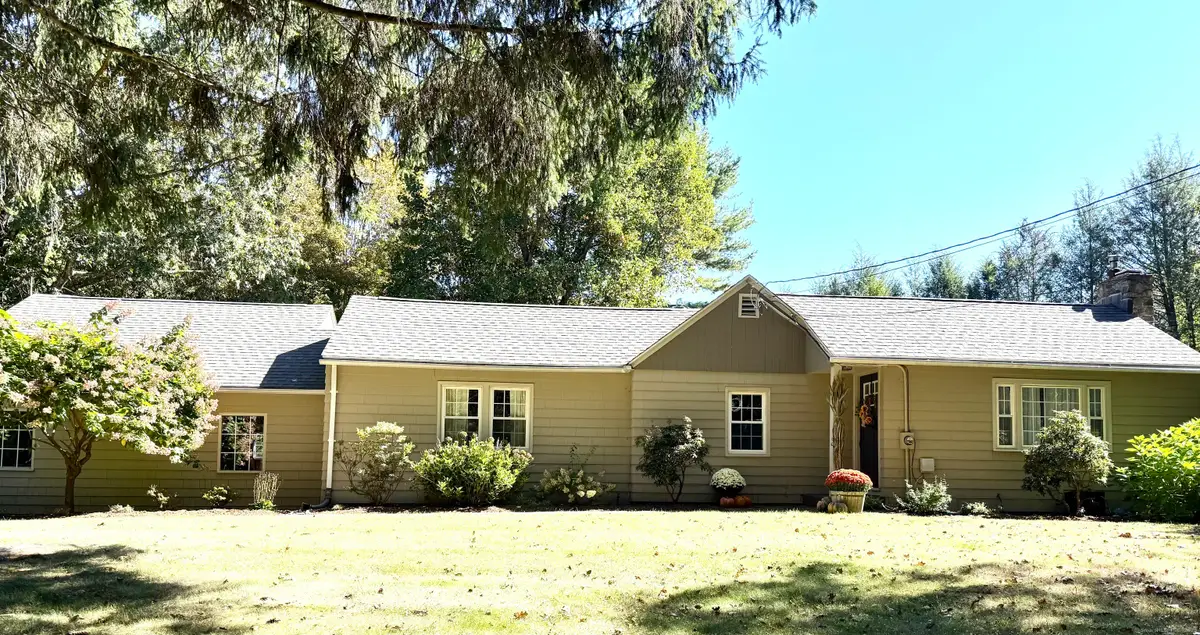 2 Woodbine Lane, Newtown, CT 06470 - Image #1