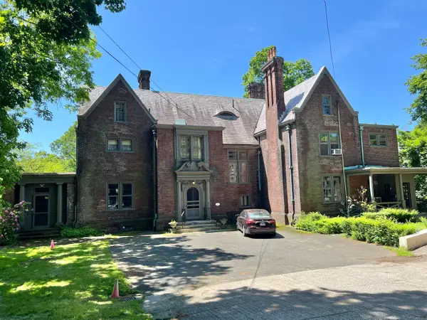 70 Hillside Avenue, Waterbury, CT 06710