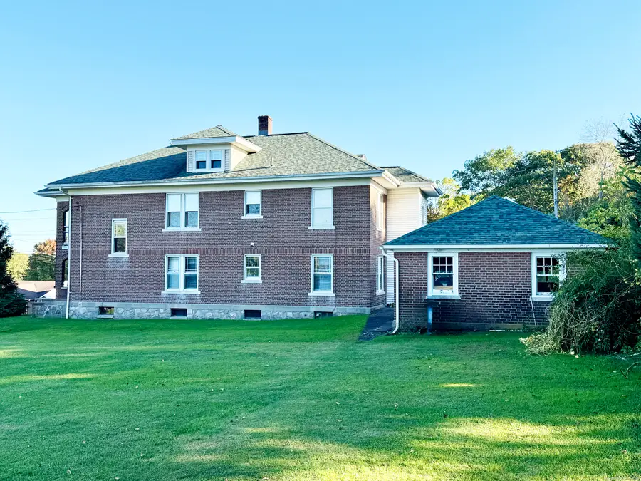 244 Hawthorne Terrace, Torrington, CT 06790 - Image #2