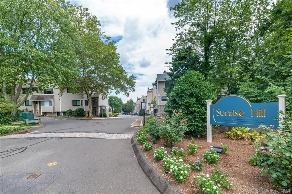 278 Sunrise Hill Lane #278, Norwalk, CT 06851 - Image #1
