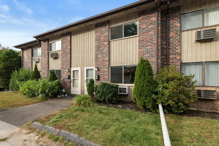 218 Oakville Avenue #APT C, Waterbury, CT 06708 - Image #2