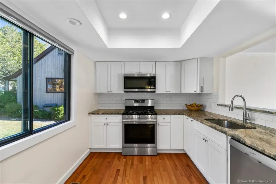 543 North Trail #B, Stratford, CT 06614 - Image #3