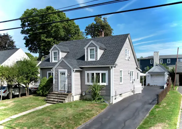 424 Light Street, Stratford, CT 06614