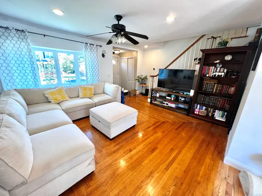 424 Light Street, Stratford, CT 06614 - Image #2