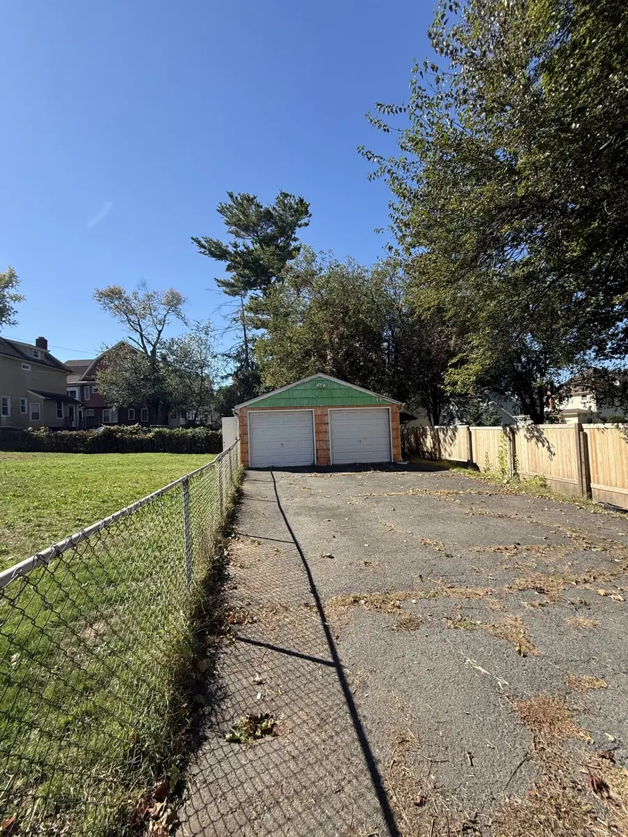 634 New Britain Avenue, Hartford, CT 06106 - Image #3