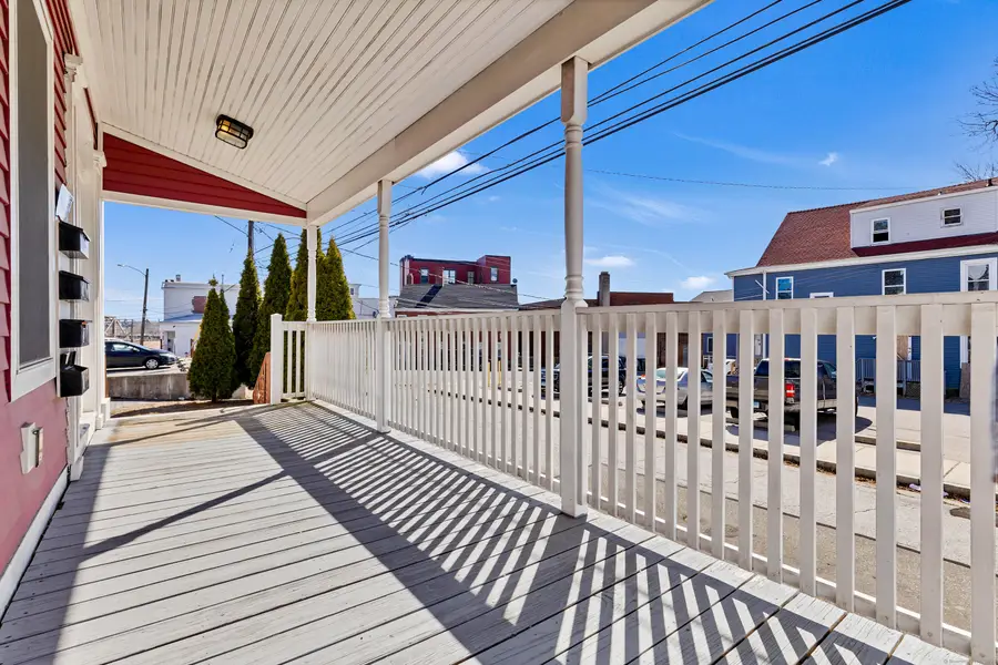 9 Brewer Street, New London, CT 06320 - Image #2