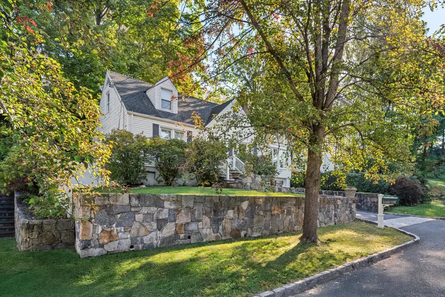 3 Green Lane, Greenwich, CT 06831 - Image #2