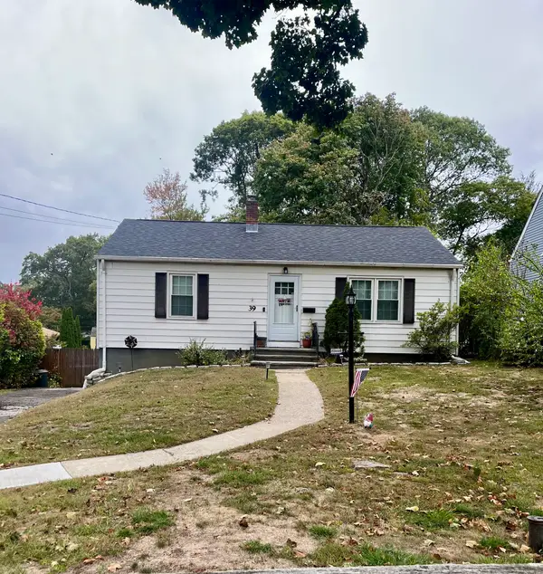 39 Chatham Drive, Norwalk, CT 06854