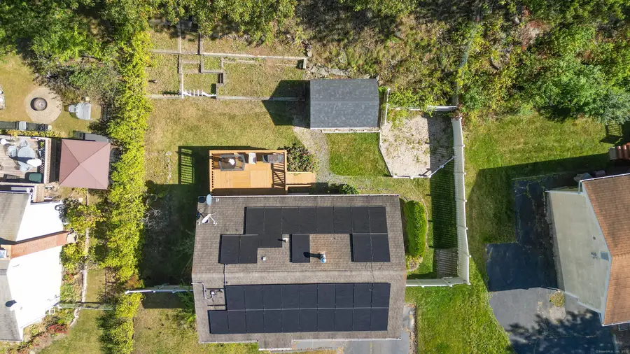 122 Celentano Drive, Naugatuck, CT 06770 - Image #3