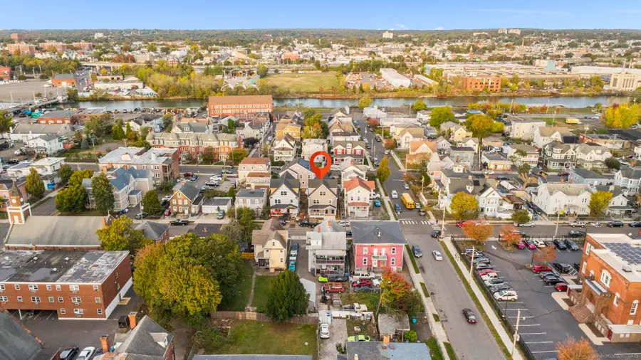 289 Harriet Street, Bridgeport, CT 06608 - Image #2