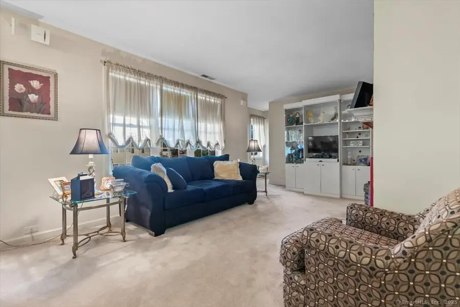 663 West Avenue #A20, Milford, CT 06461 - Image #2