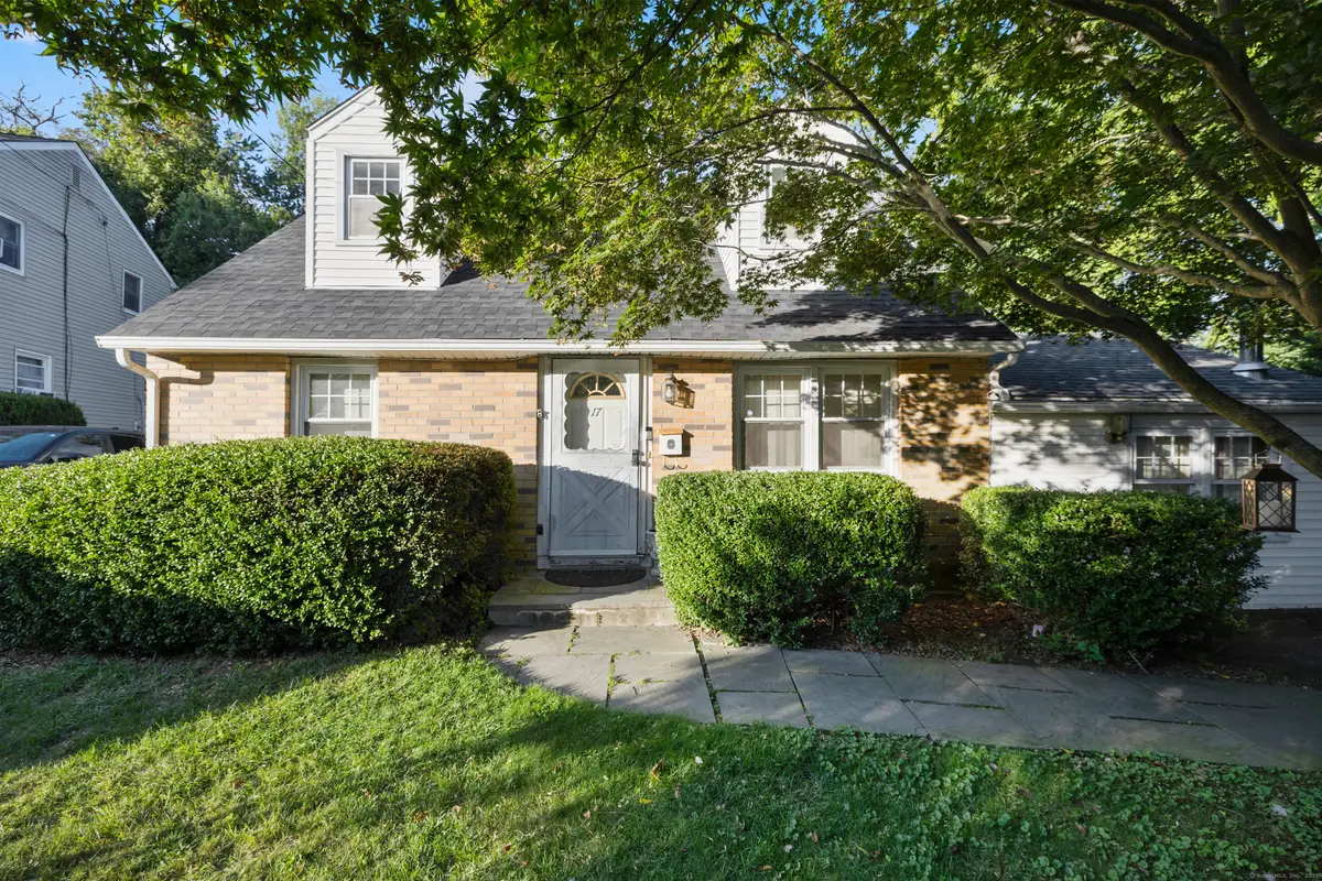 17 Old Barn Road South, Stamford, CT 06905 - Image #1
