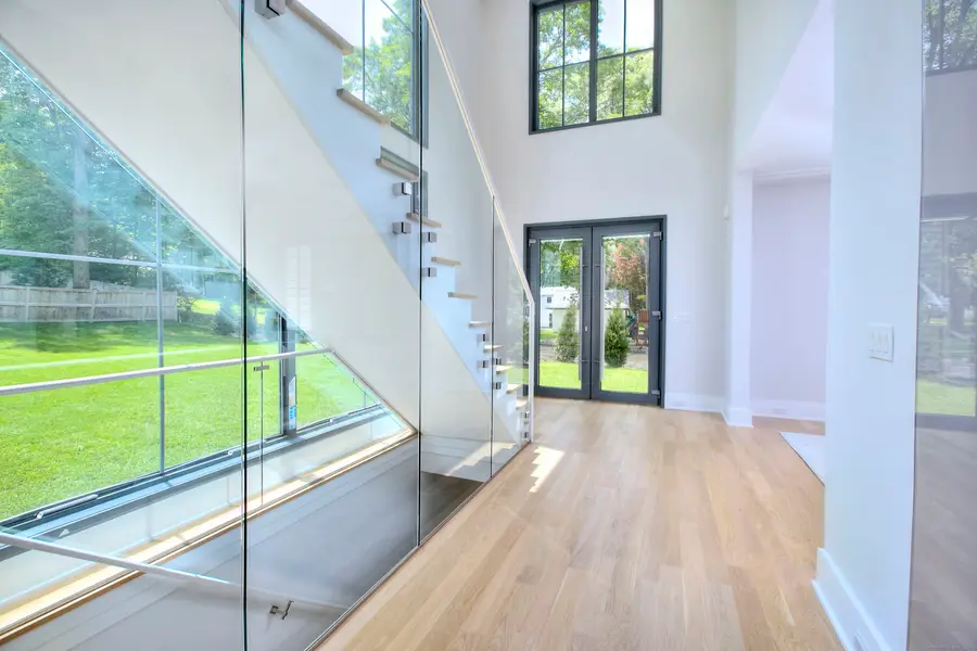 3 Hubbel's Lane, Westport, CT 06880 - Image #2