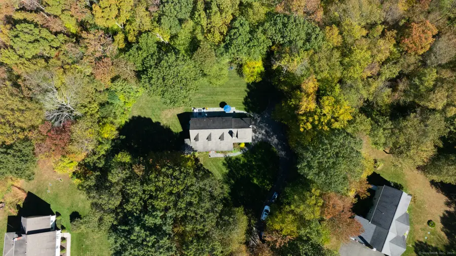 124 Auncient Oak Road, Bethlehem, CT 06751 - Image #2