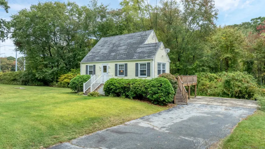 37 Spithead Road, Waterford, CT 06385 - Image #3