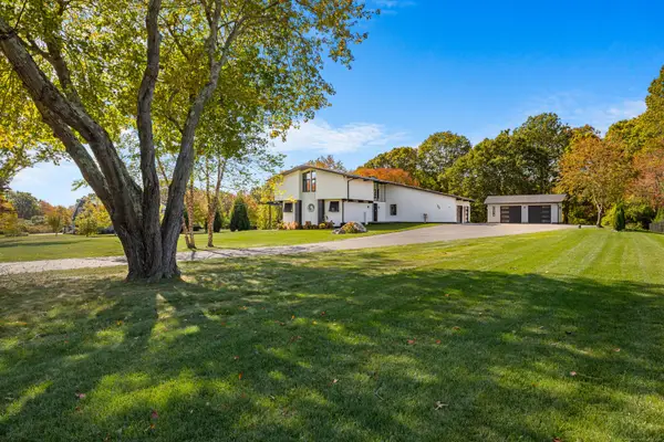 75 Montauk Avenue, Stonington, CT 06378