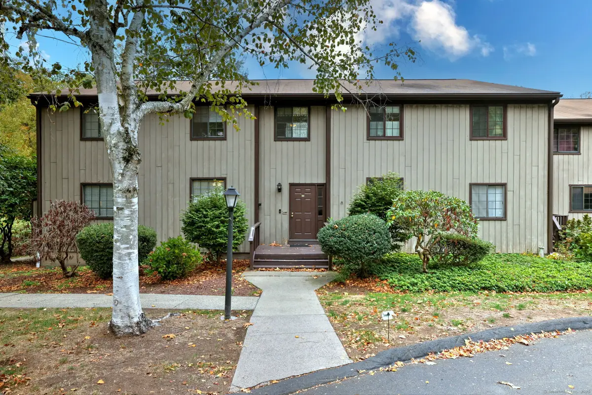 1 Pond Hollow Drive #1, Hamden, CT 06518 - Image #1