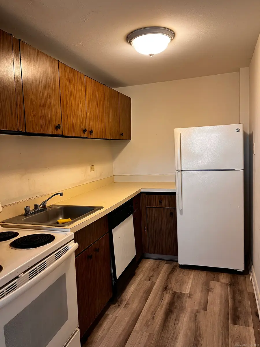 40 Owen Street #APT B5, Hartford, CT 06105 - Image #2