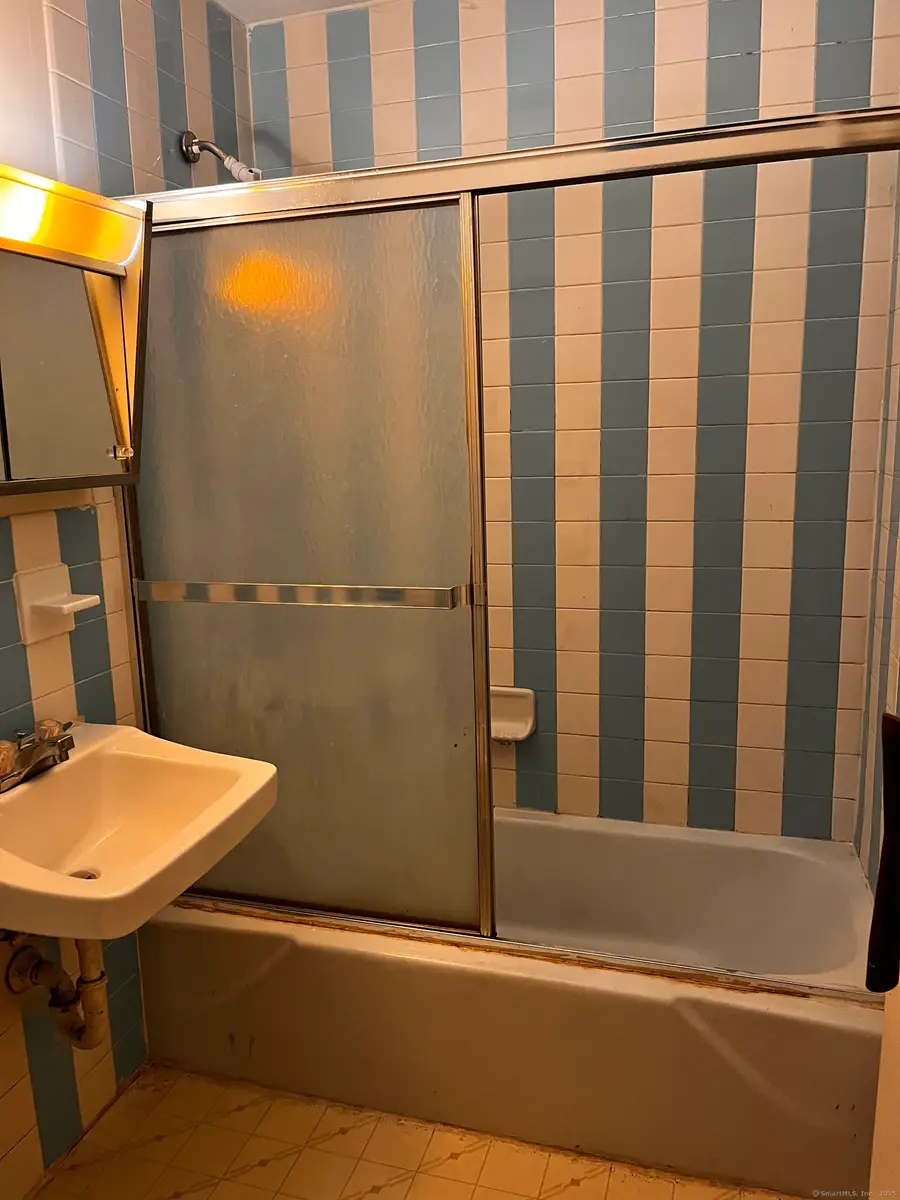 40 Owen Street #APT B5, Hartford, CT 06105 - Image #3