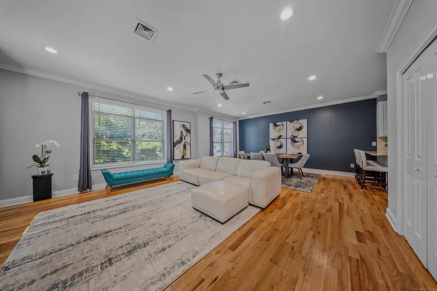 130 Brentwood Avenue, Fairfield, CT 06825 - Image #2