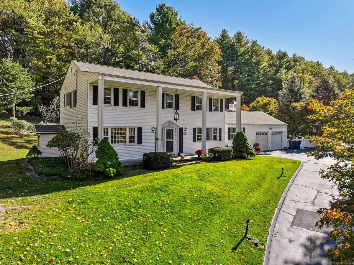 15 Hills Point Road, Trumbull, CT 06611 - Image #1