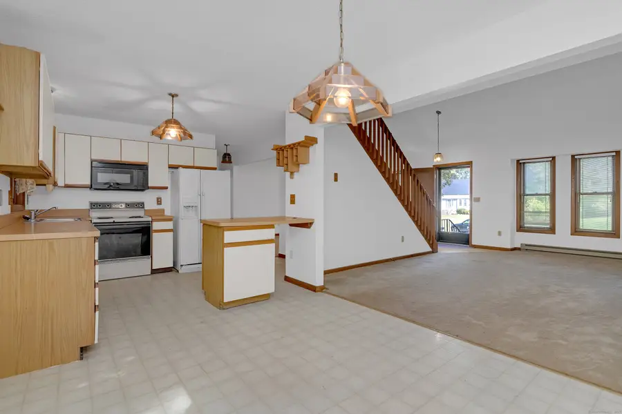 26 Putting Green Lane, Prospect, CT 06712 - Image #3