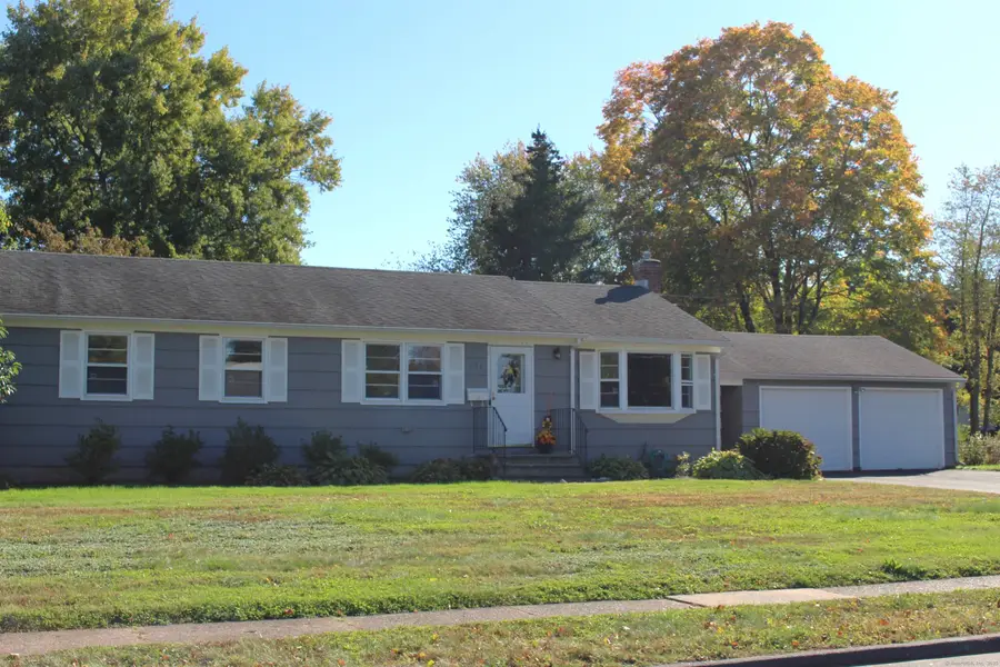 131 Country Lane, East Hartford, CT 06118 - Image #2
